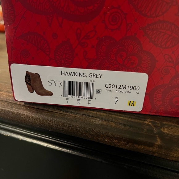 🌸 Ladies Carlos Santana ankle booties in excellent condition! Quick shipping! - Picture 4 of 6